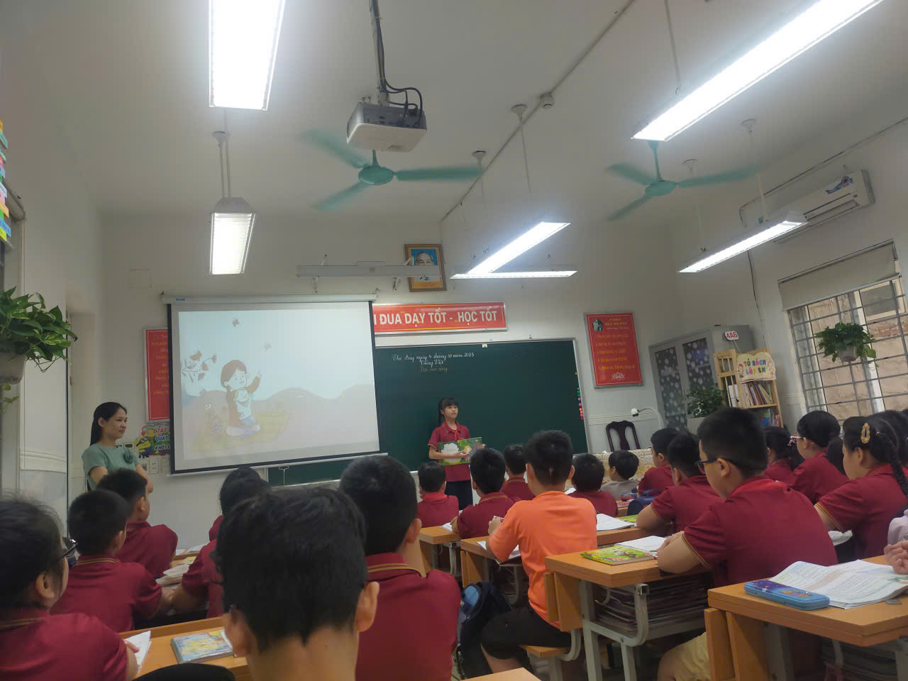Nhà trường tổ chức hai tiết Sinh hoạt chuyên đề 3A6 và 4A6